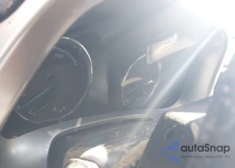 2017 Toyota Rav4 Hybrid Limited z USA, uszkodzony, nr VIN JTMDJREV7HD068386